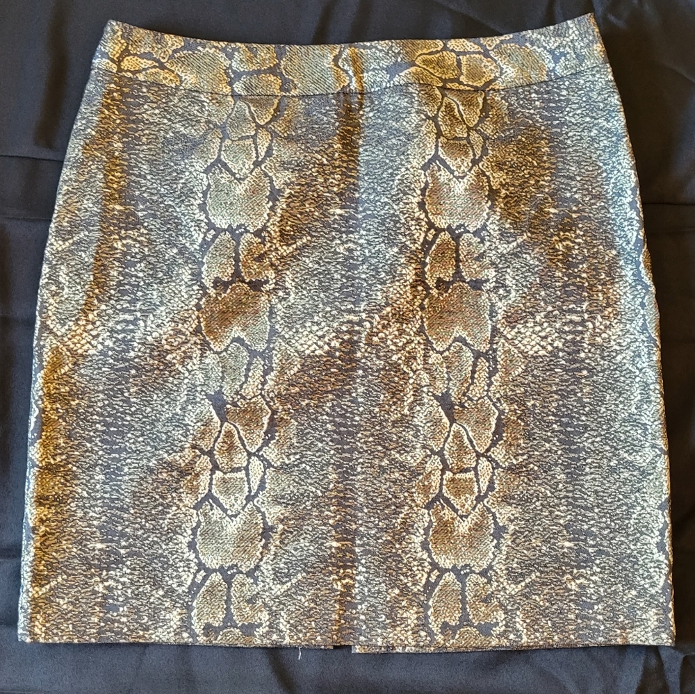 Worthington Pencil Skirt Size 8